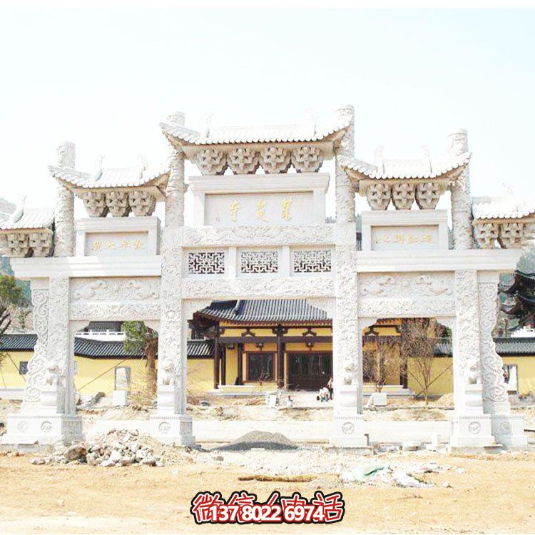 精細工藝刻石牌坊，裝點小區村口