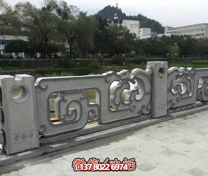 復古鏤空花紋欄桿，防護河道街邊青石