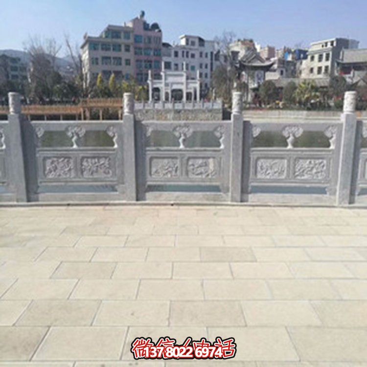 精美大理石雕塑欄桿，裝點戶外園林景觀