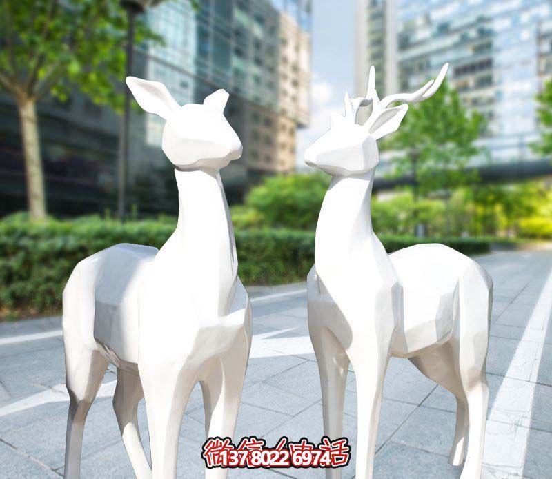 玻璃鋼梅花鹿雕塑，為你的廣場增添經典藝術氣息