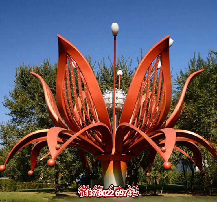 不銹鋼雕塑——綻放紅色花朵，為公園增添美麗