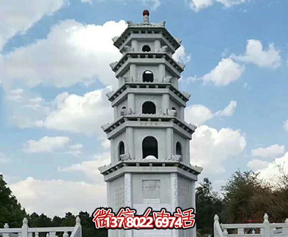 精美多層大理石寶塔，見(jiàn)證古老寺院的美麗景觀