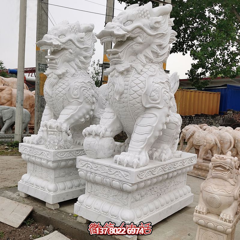 古典漢白玉大型麒麟景觀雕塑，點綴庭院、別墅神秘氣息