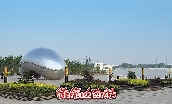 海邊公園抽象大型仿真石頭鵝卵石雕塑 海邊公園抽象大型仿真石頭鵝卵石雕塑