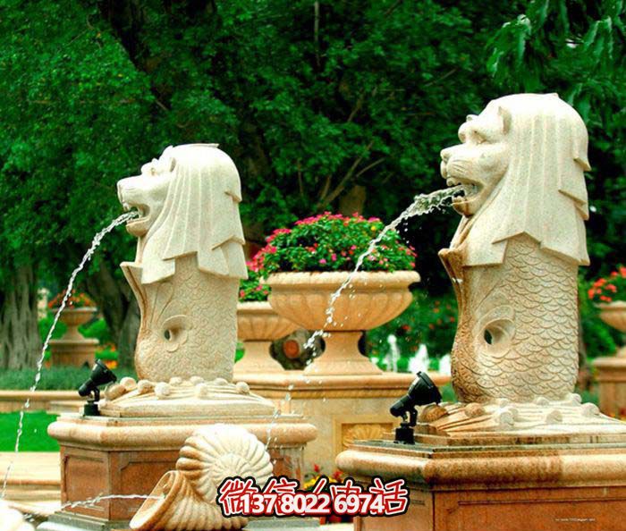 公園廣場擺放的噴水黃蠟石石雕魚尾獅雕塑 公園廣場擺放的噴水黃蠟石石雕魚尾獅雕塑